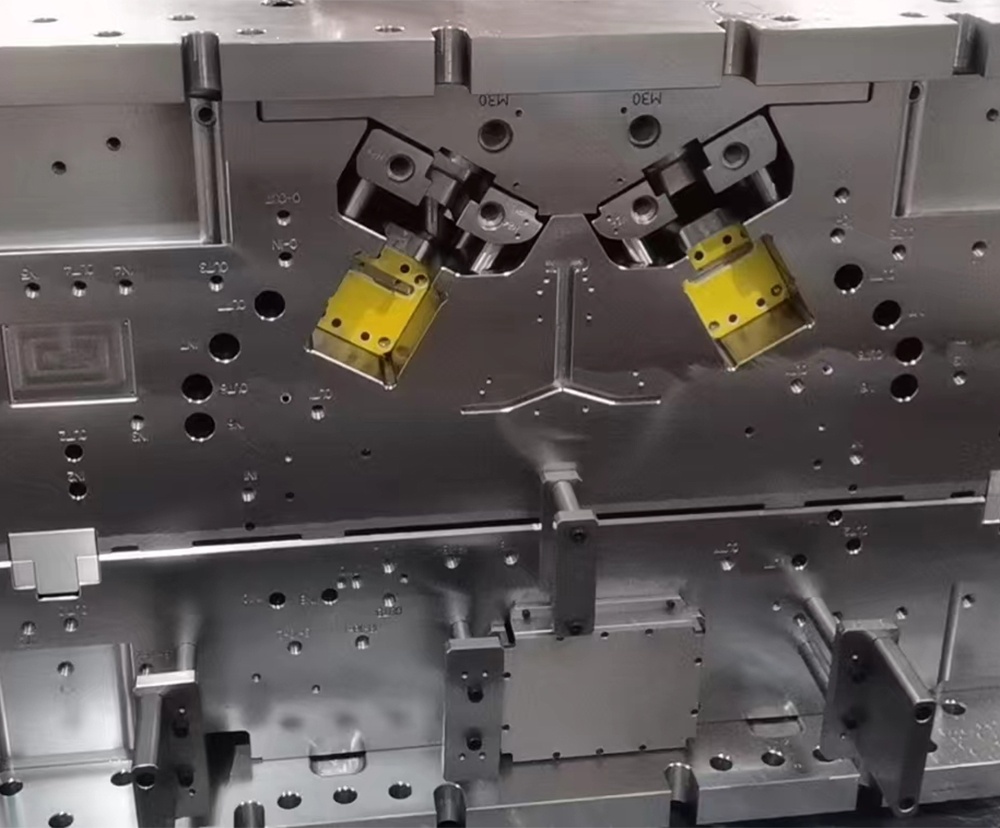 一體式雙色車燈模架